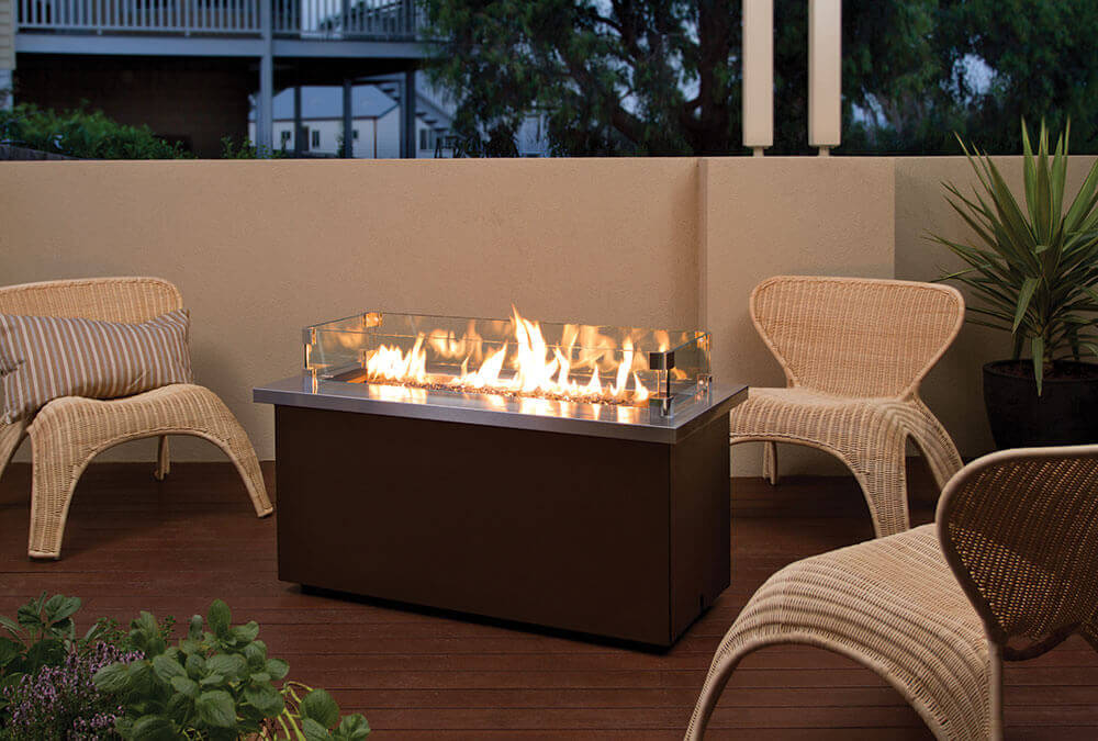 Regency Plateau PTO30CFT Coffee Table - Impressive Climate Control