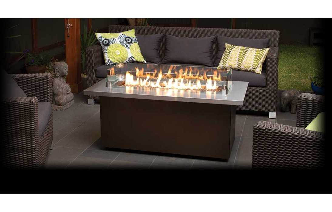 Regency Plateau PTO30CFT Coffee Table - Impressive Climate Control